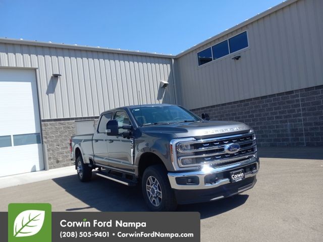 2025 Ford F-350SD Lariat
