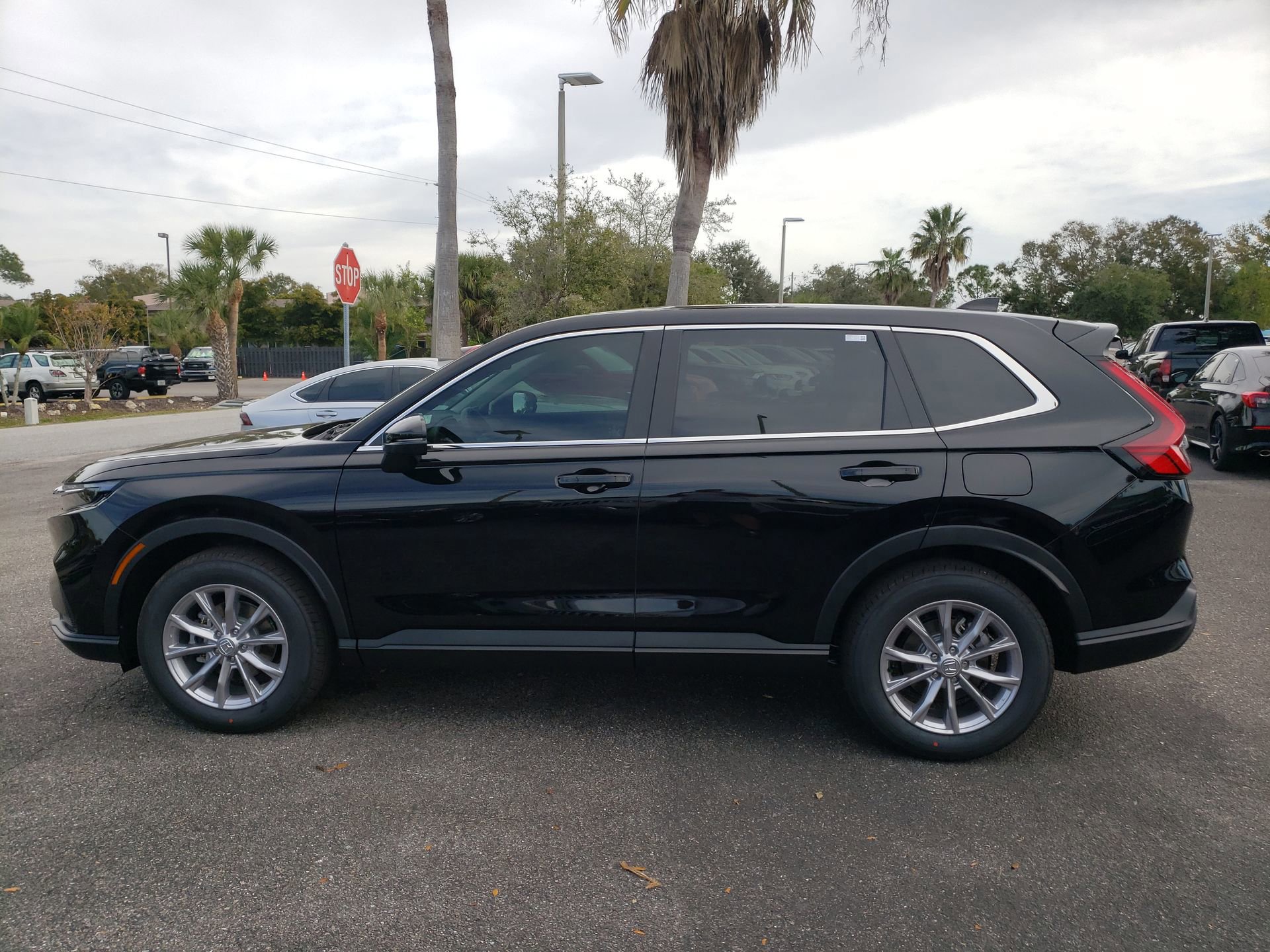2025 Honda CR-V EX photo 7