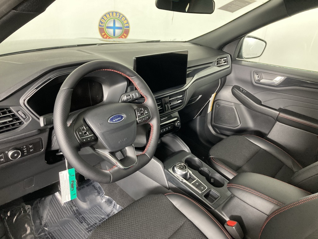 2025 Ford Escape ST-Line Select photo 7
