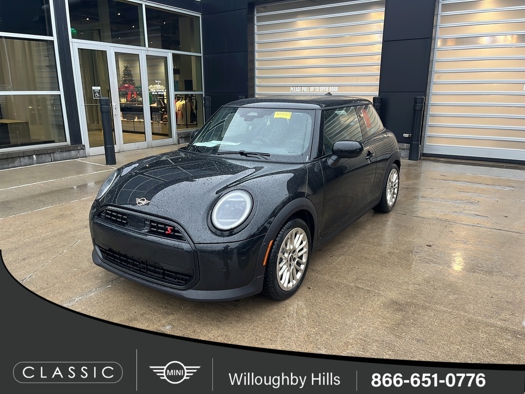 2026 MINI Hardtop 2 Door S's photo