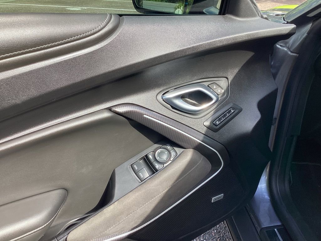 2021 Chevrolet Camaro 2SS photo 13