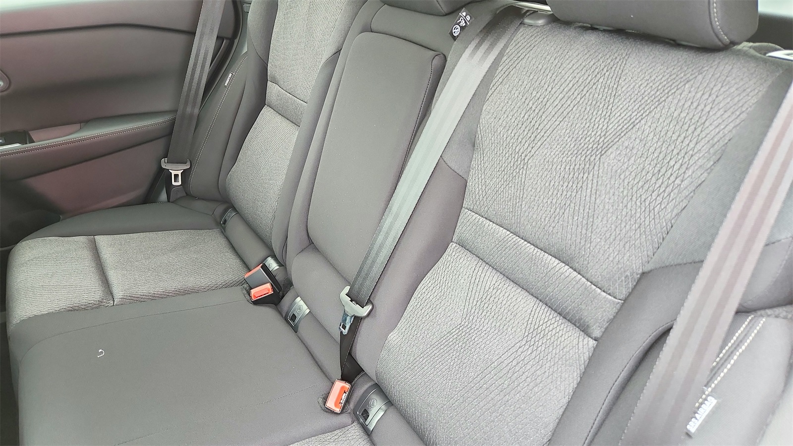 2025 Nissan Rogue SV photo 22