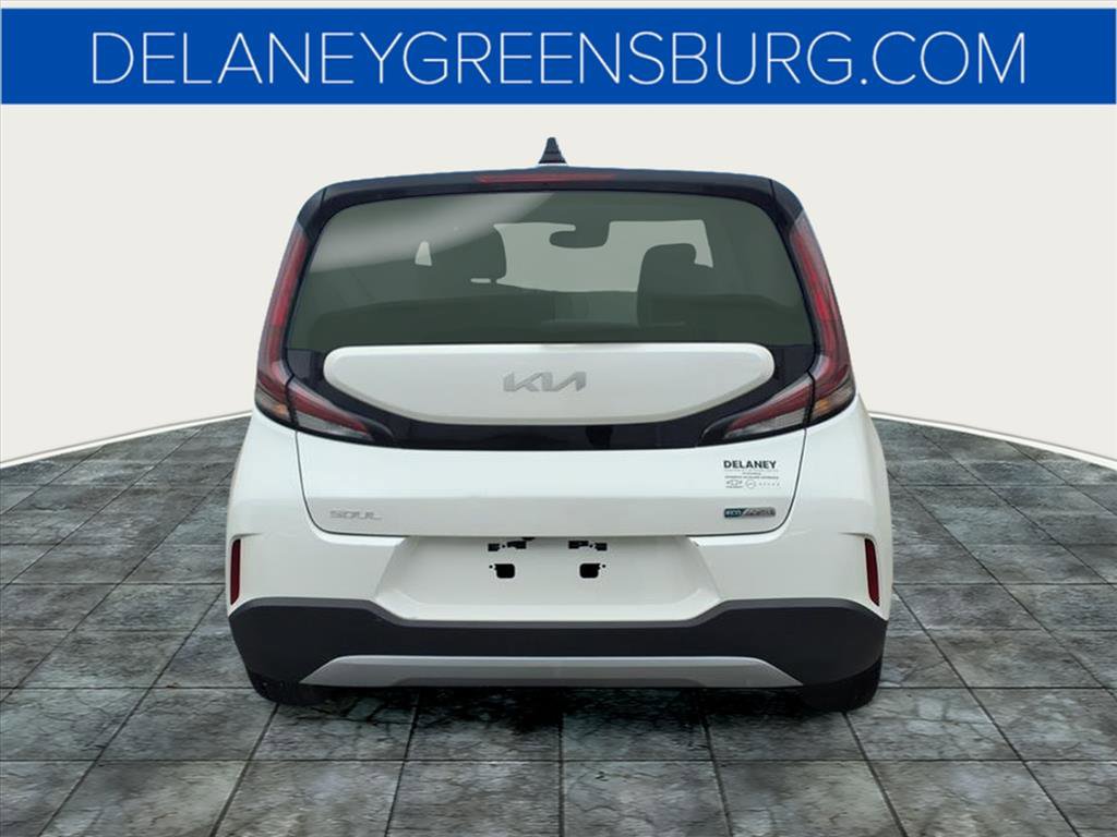 2023 Kia Soul EX photo 3