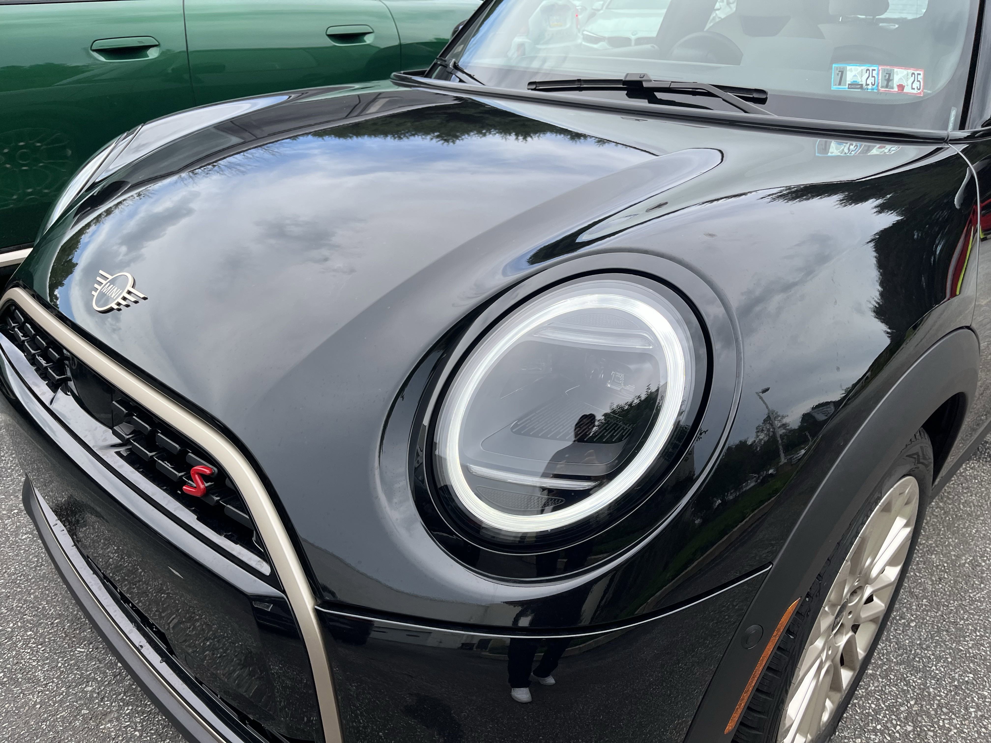 2025 Mini Cooper S Hardtop 2 Door photo 2