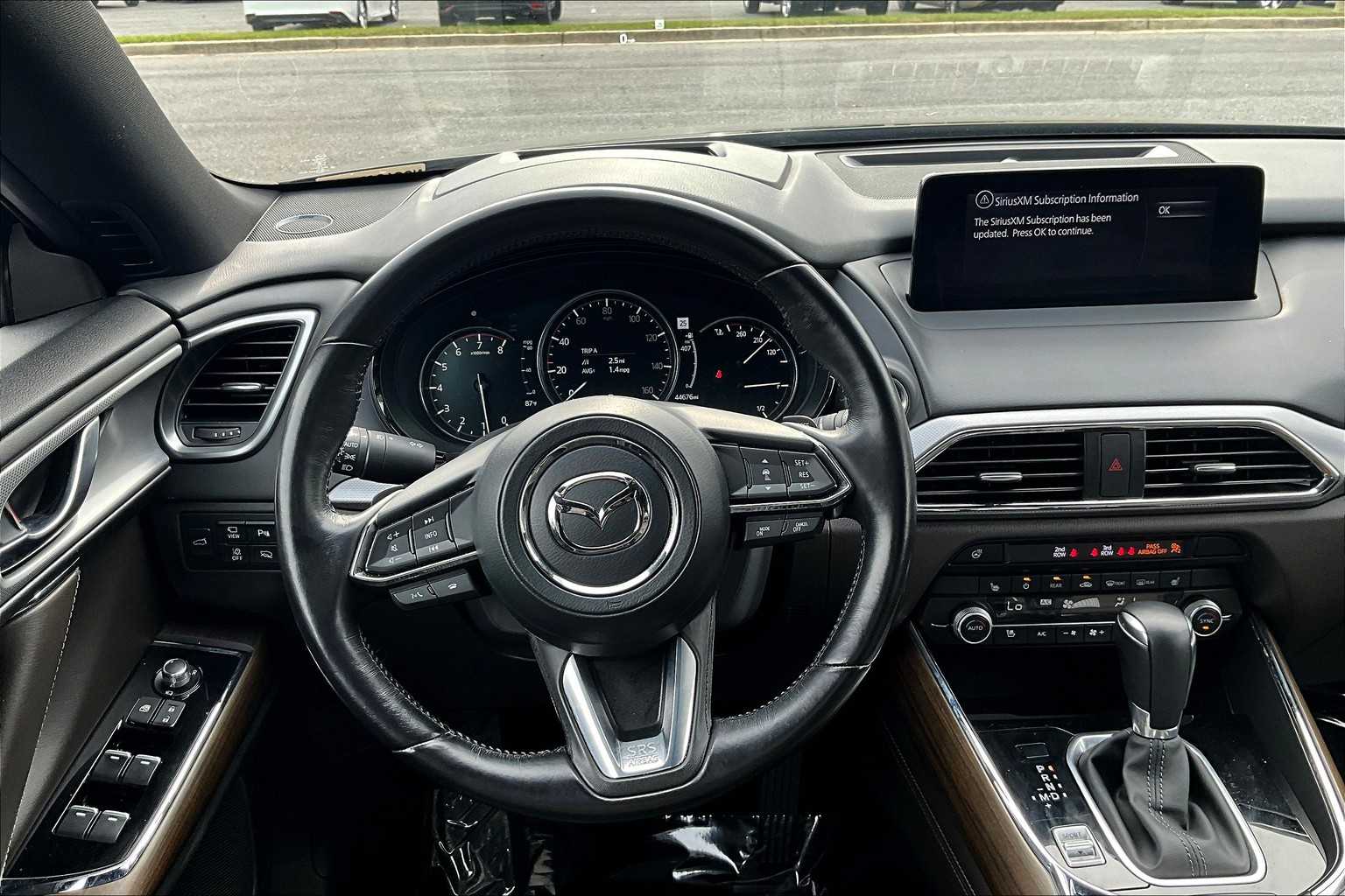 2022 Mazda CX-9 Signature photo 5