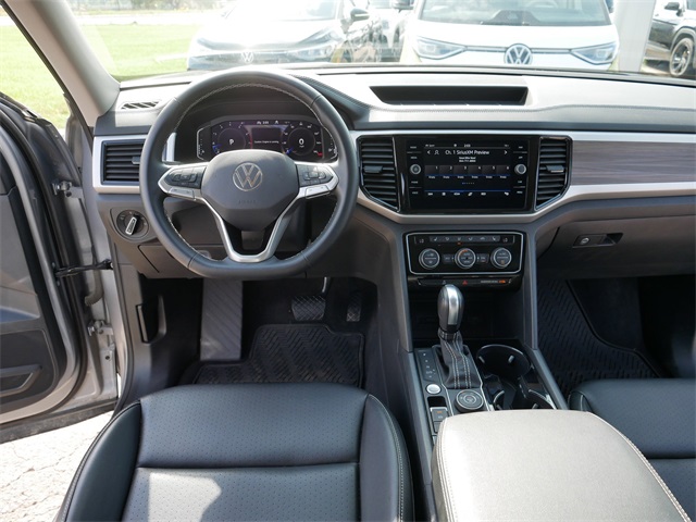 2022 Volkswagen Atlas SEL photo 22