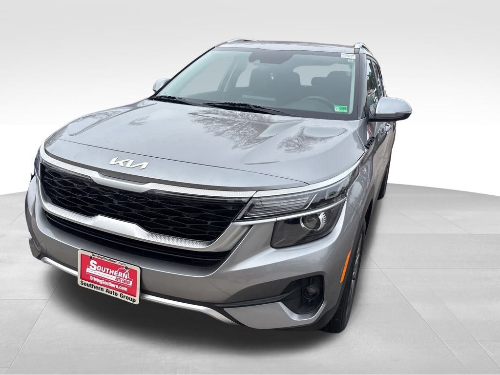 2022 Kia Seltos S photo 3