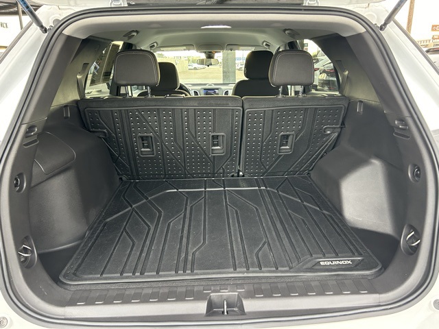 2024 Chevrolet Equinox LS photo 28