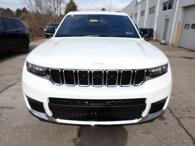 2025 Jeep Grand Cherokee Limited photo 7