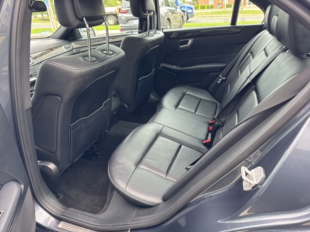 2014 Mercedes Benz E 350 4MATIC Sedan photo 12
