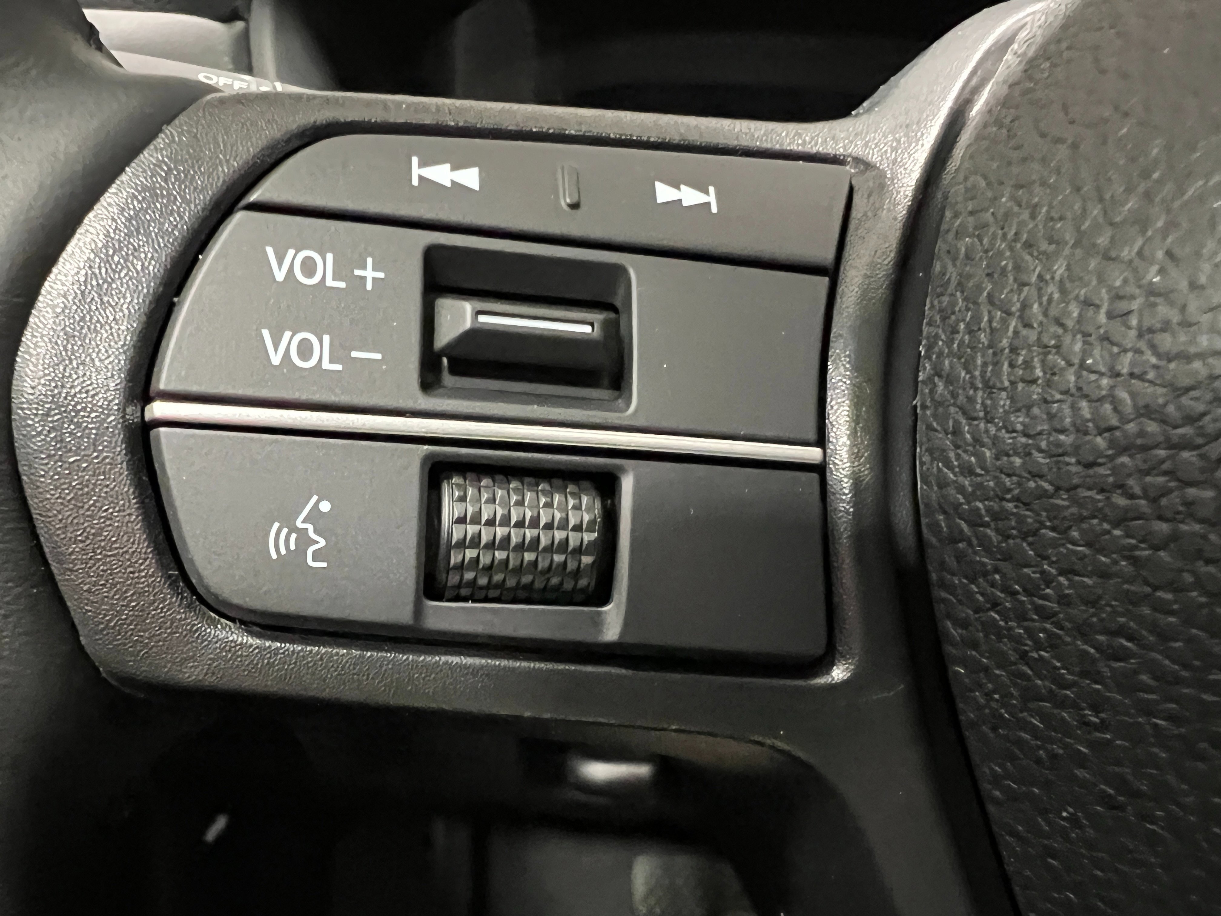 2025 Honda Accord Hybrid EX-L photo 13