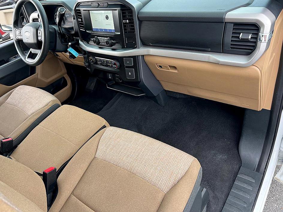2023 Ford F-150 XLT photo 17