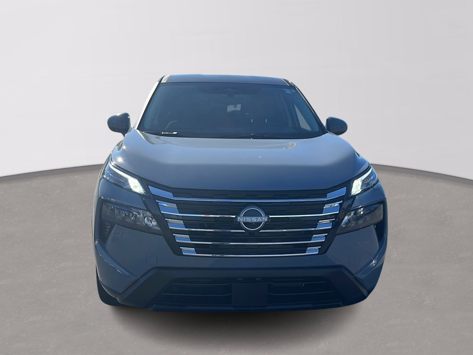 2026 Nissan Rogue SV photo 2