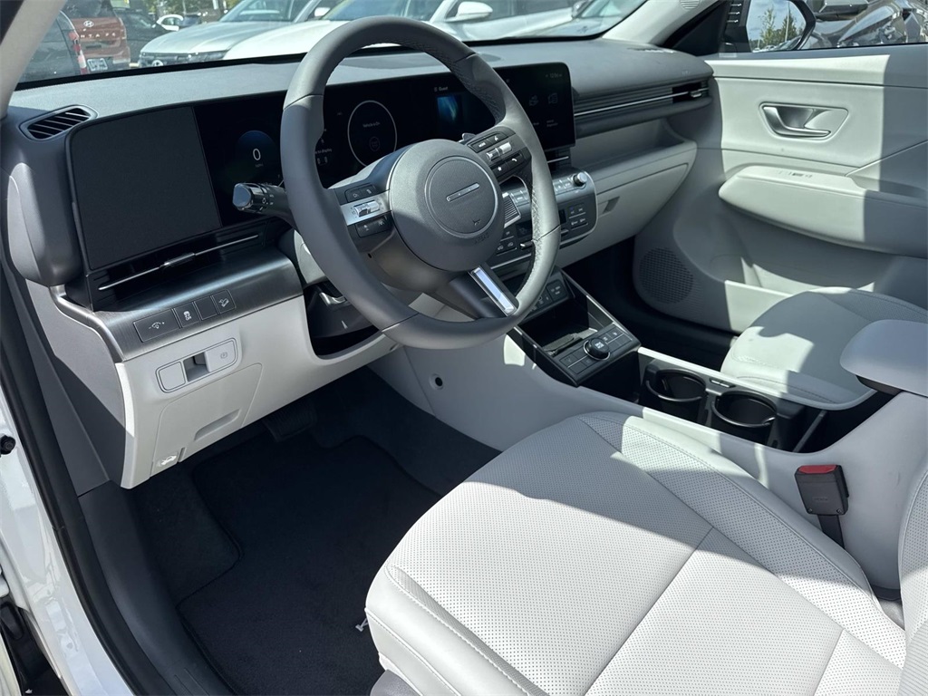 2026 Hyundai Kona SEL photo 7