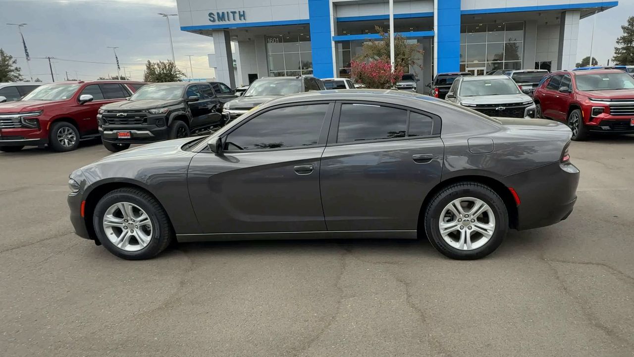 2022 Dodge Charger SXT photo 24