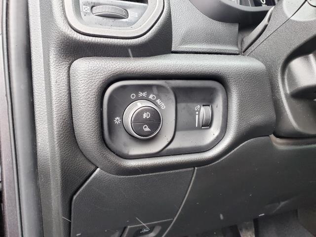 2025 Ram 2500 Tradesman photo 7