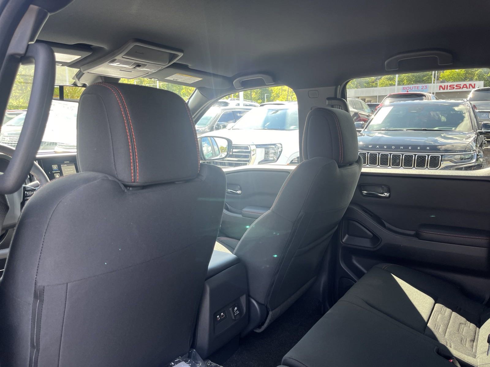 New 2025 Nissan Frontier PRO4X 4D Crew Cab in Butler N603527 Route