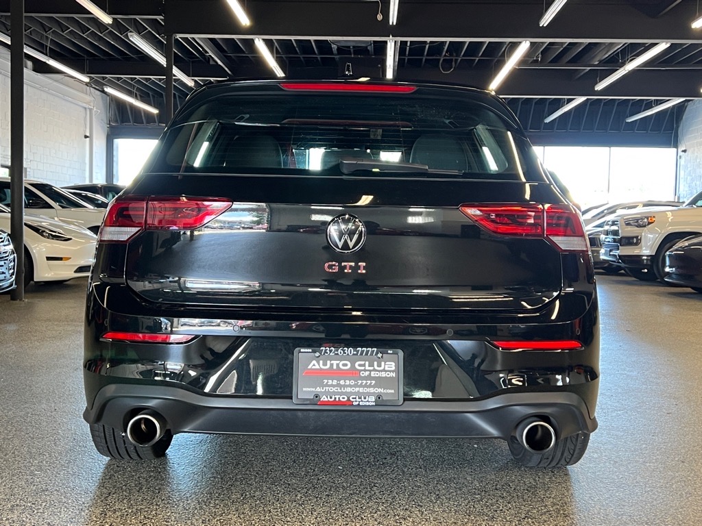 2024 Volkswagen Golf GTI S photo 4