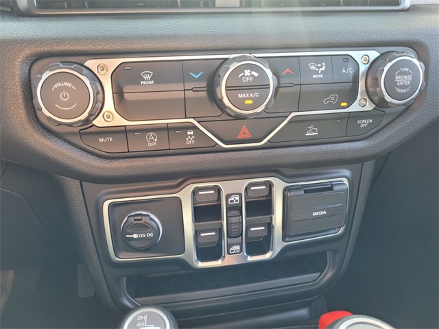 2025 Jeep Gladiator Sport photo 23