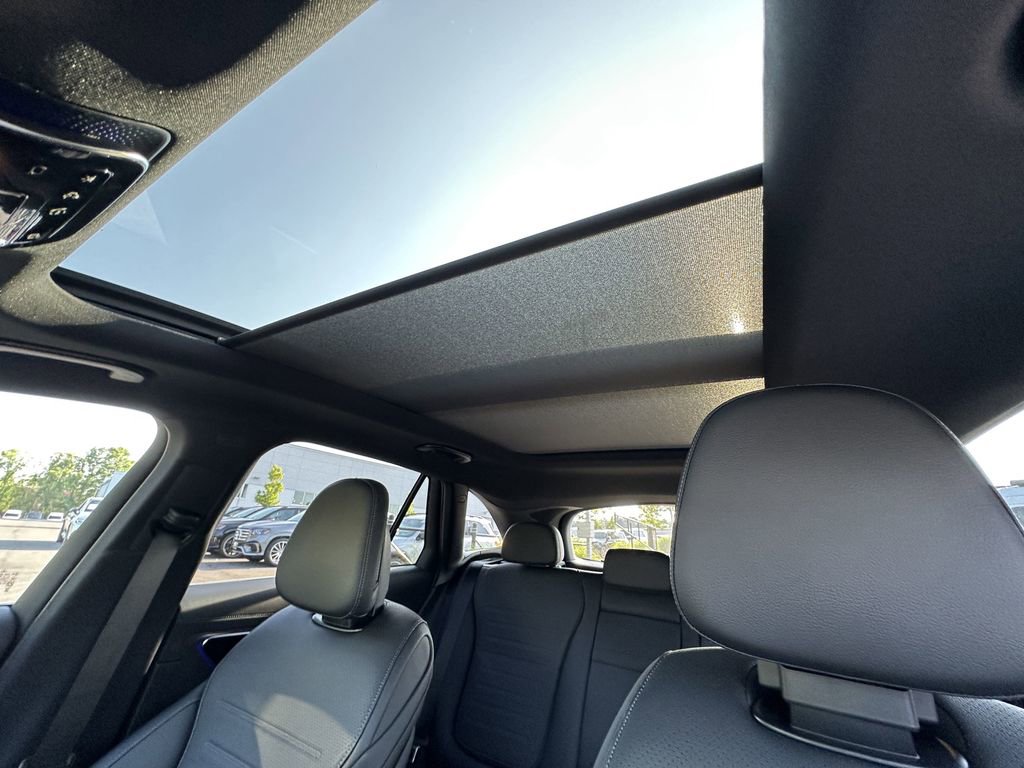 2025 Mercedes Benz GLC 350e 4MATIC photo 33