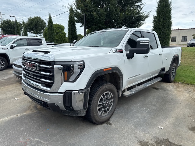 Used 2025 White GMC SLT image 3