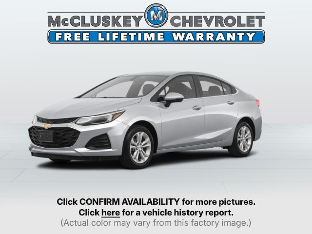 2019 Chevrolet Cruze LT's photo