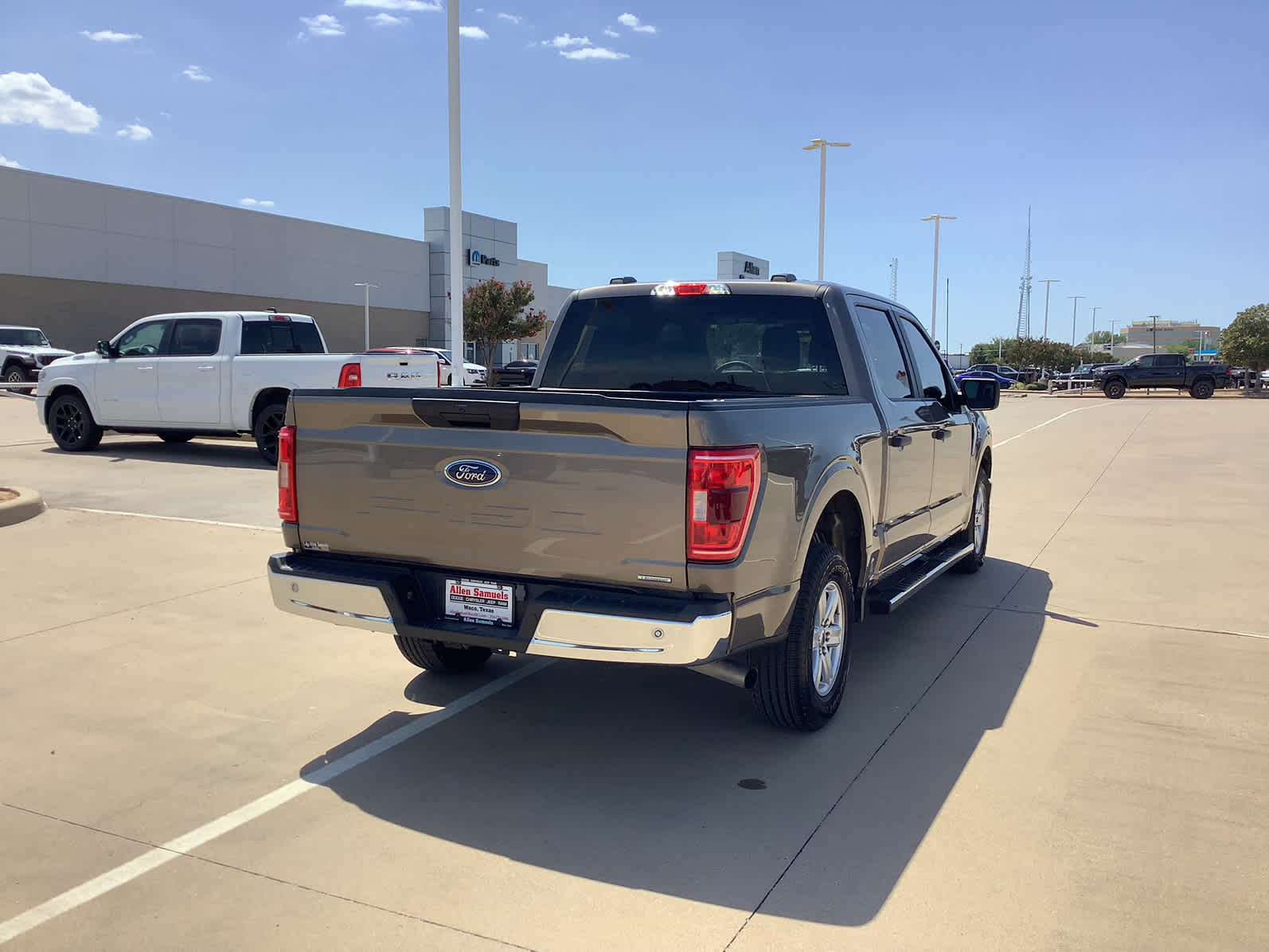 2023 Ford F-150 XLT photo 6