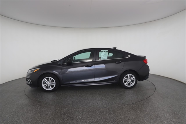 2017 Chevrolet Cruze LT photo 7