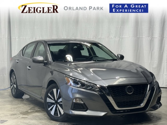 Certified Pre-Owned 2022 Nissan Altima 2.5 SV 4D Sedan in Orland