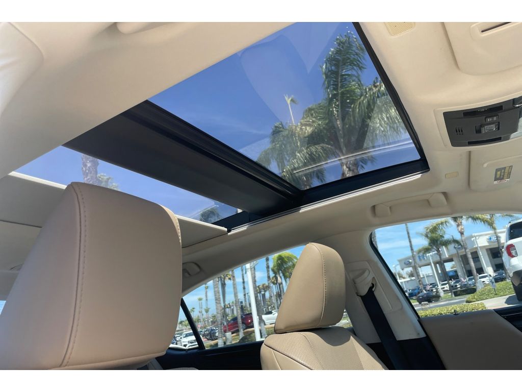 2020 Lexus ES 350 Base photo 17