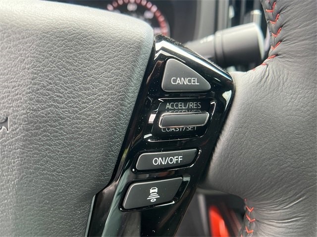 2025 Nissan Frontier PRO-4X photo 28