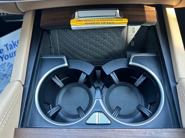 2026 Mercedes Benz GLS 450 4MATIC photo 33