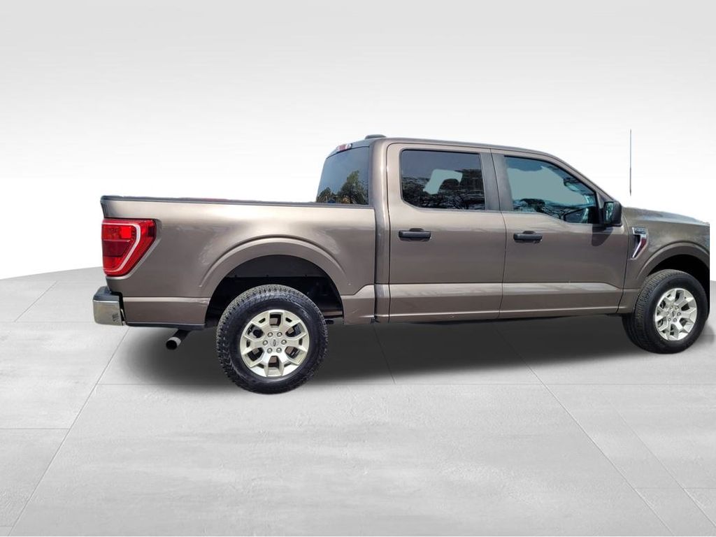 2023 Ford F-150 XLT photo 7