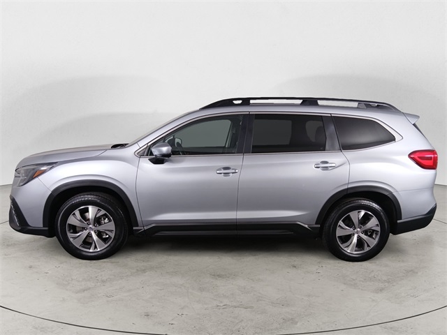 2024 Subaru Ascent Premium photo 2