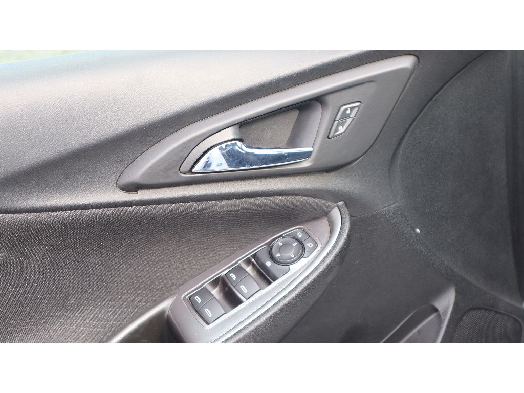 2023 Chevrolet Malibu 1LT photo 10