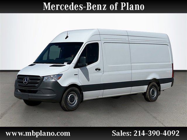 2024 Mercedes-Benz eSprinter Cargo Van Base's photo
