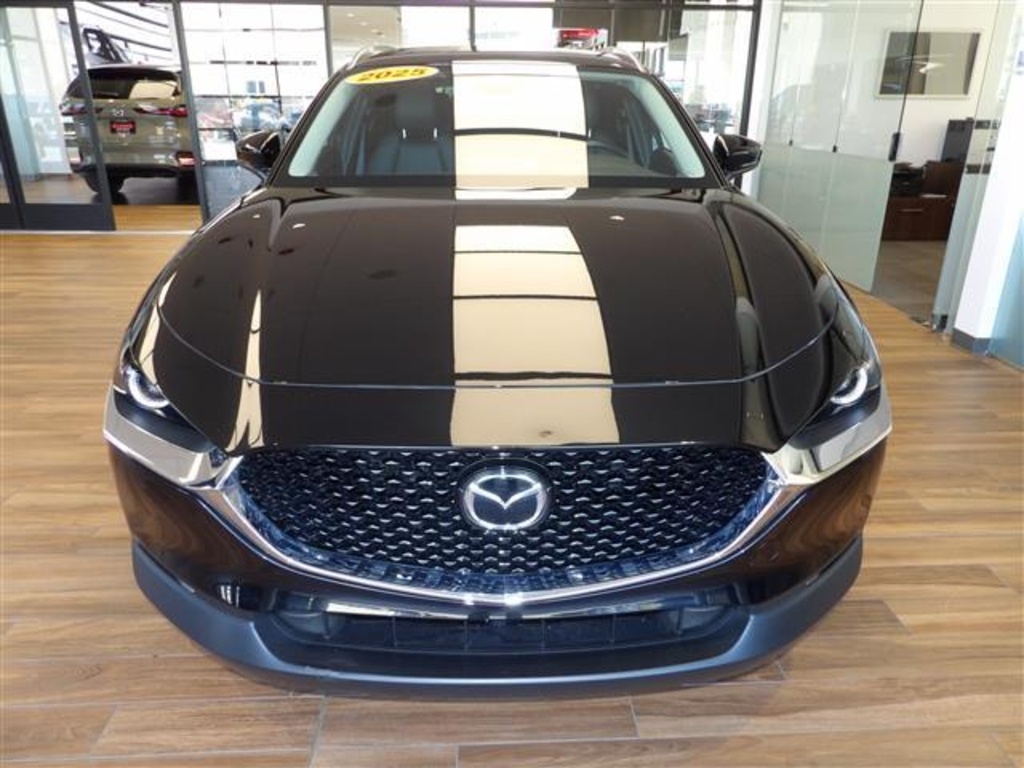 2025 Mazda CX-30 2.5 S Preferred photo 2