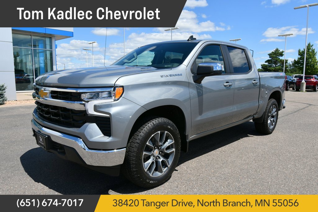 2025 Chevrolet Silverado 1500 LT's photo