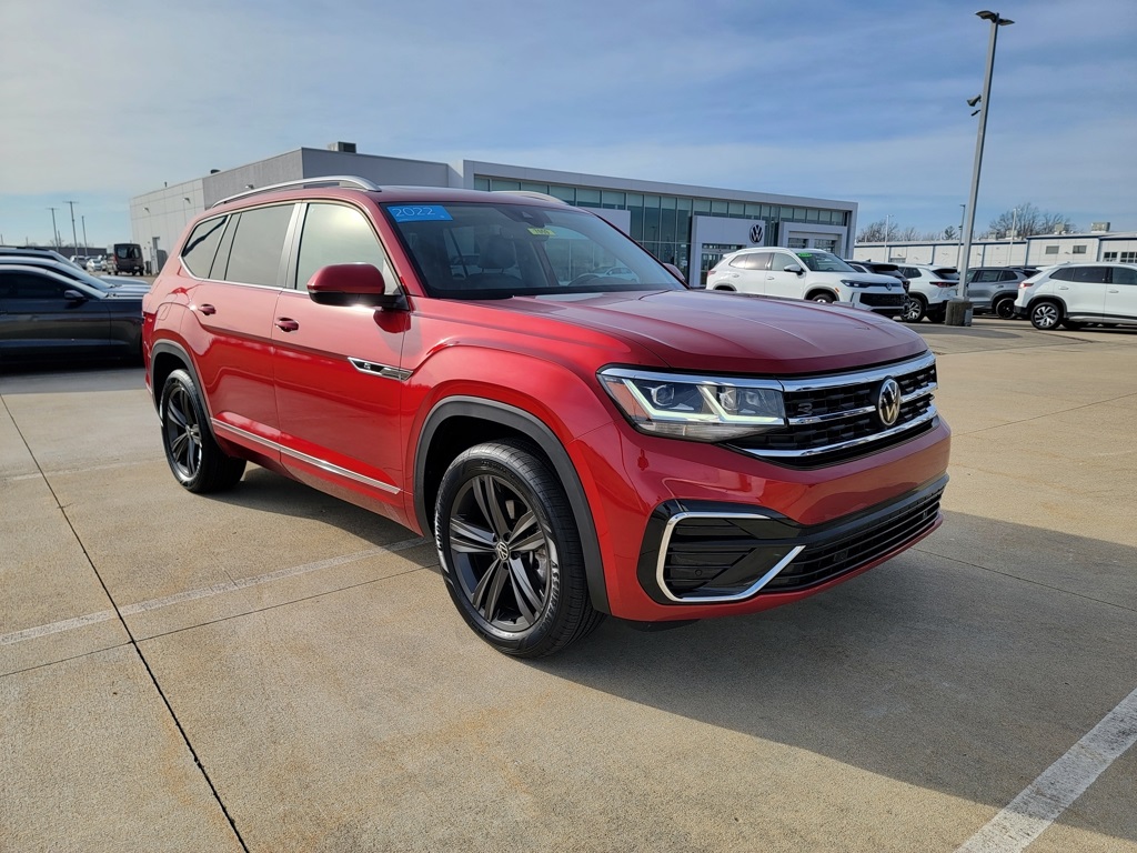 2022 Volkswagen Atlas SEL R-Line's photo