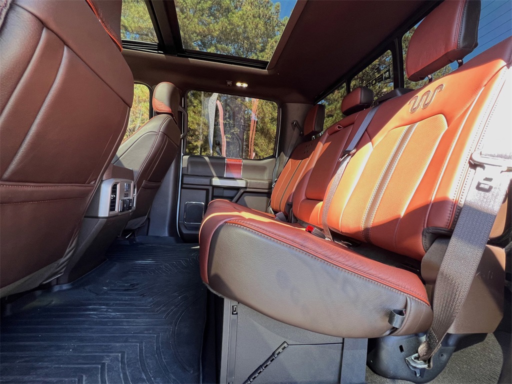 2022 Ford F-350 photo 25