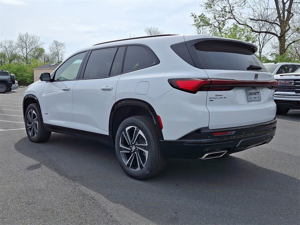2025 Buick Enclave Sport Touring photo 3
