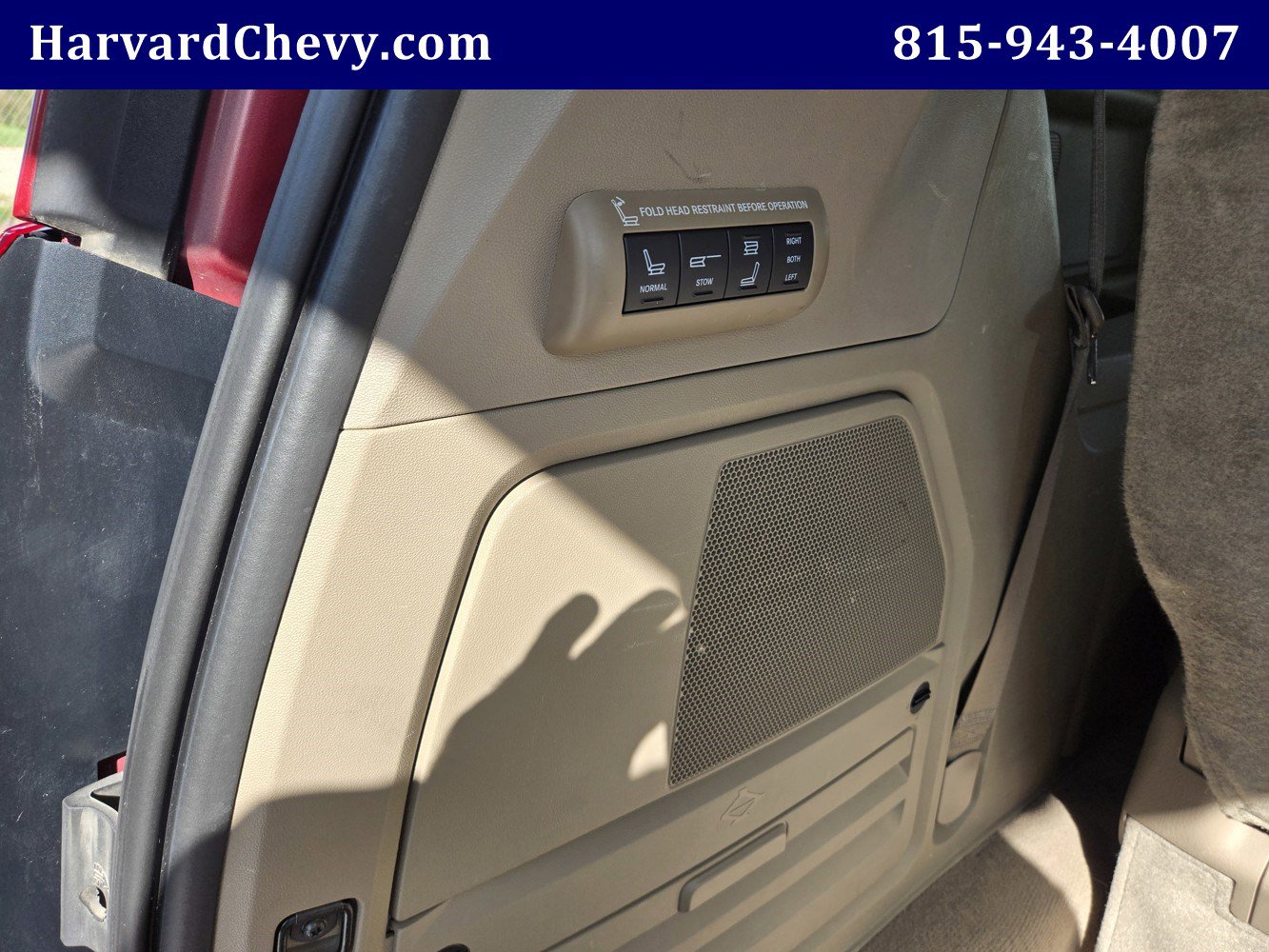 2015 Chrysler Town & Country Limited Platinum photo 26