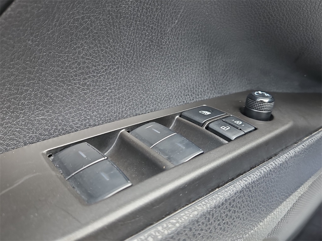 2023 Toyota Camry SE photo 29