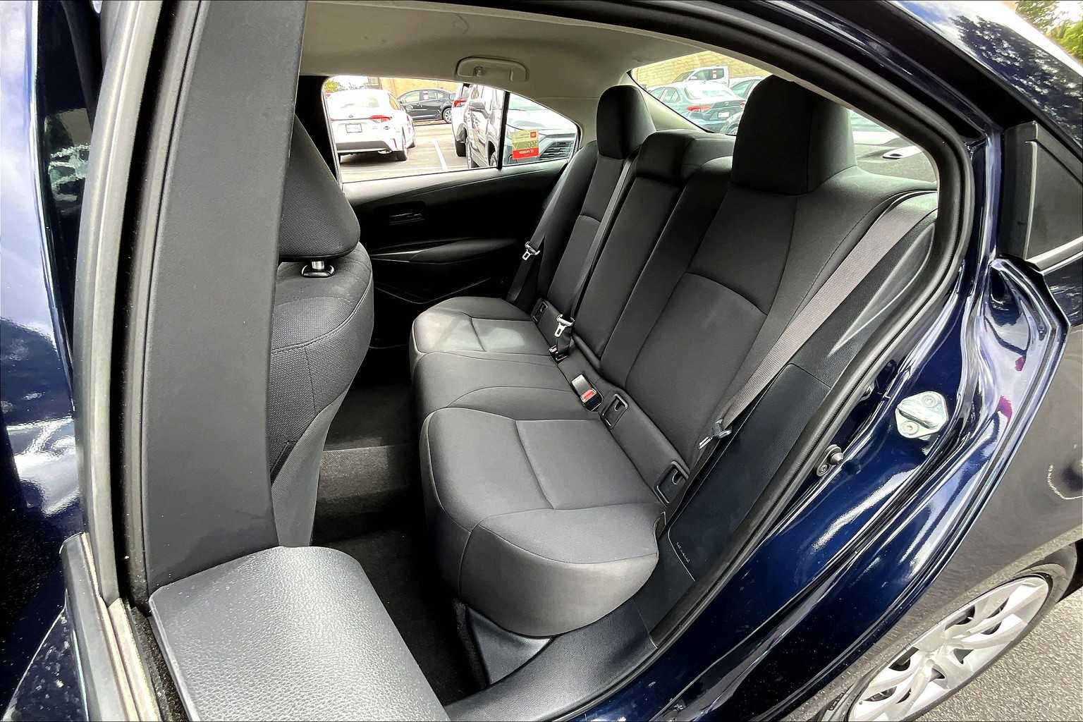 2024 Toyota Corolla LE photo 18