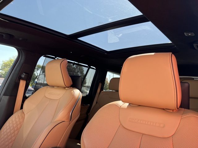 2024 Jeep Grand Cherokee L Summit photo 7
