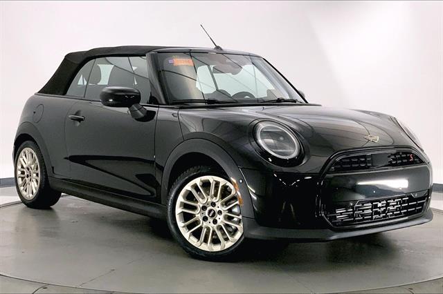 2026 MINI Convertible S's photo
