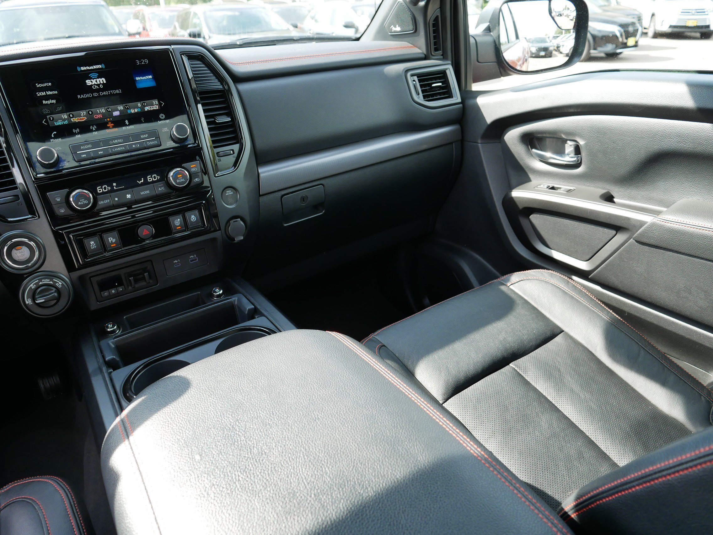 2021 Nissan Titan PRO-4X photo 10