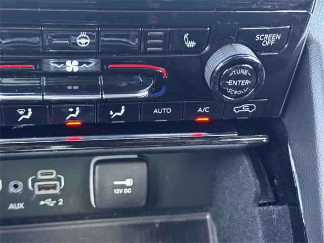 2022 Jeep Grand Cherokee Laredo photo 38
