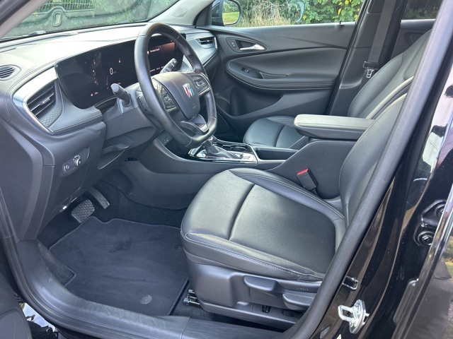 2024 Buick Encore GX Sport Touring photo 16
