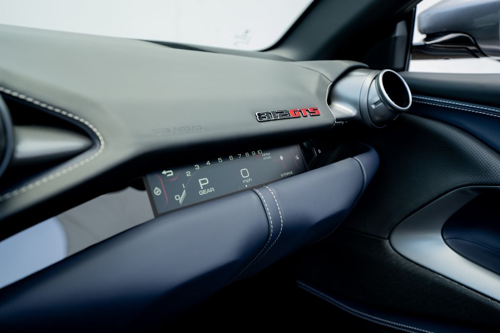 2022 Ferrari 812 GTS photo 13
